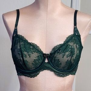 Victoria's secret Designer Collection Emerald Green Bra